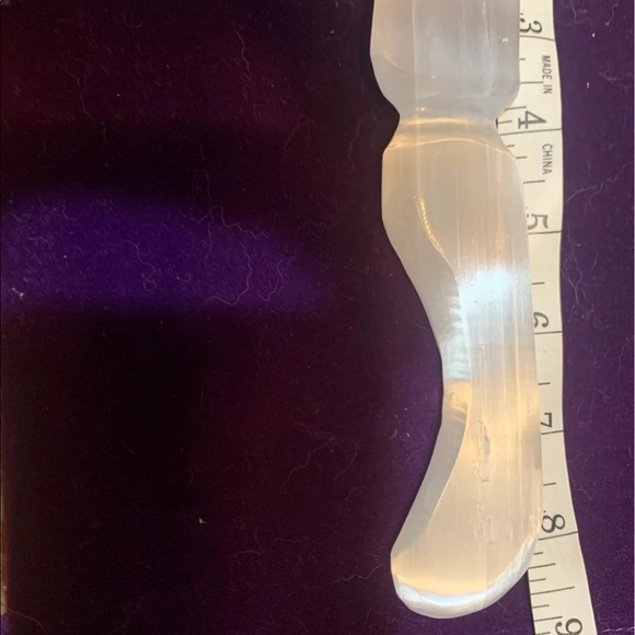 Awesome Selenite Atain - Picture 3 of 3